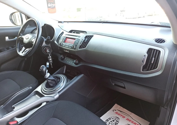 Kia Sportage cena 66500 przebieg: 74000, rok produkcji 2014 z Chrzanów małe 631